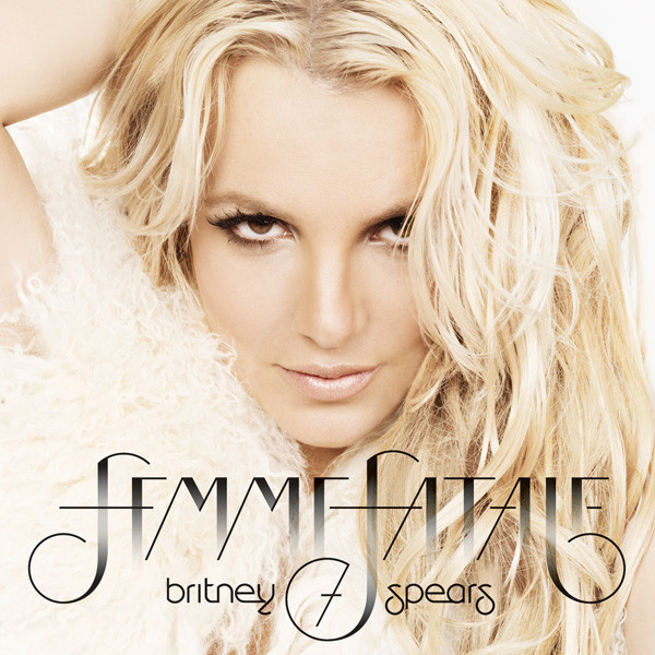 Britney Spears - Femme Fatale (CD) HYVÄ KUNTO!!