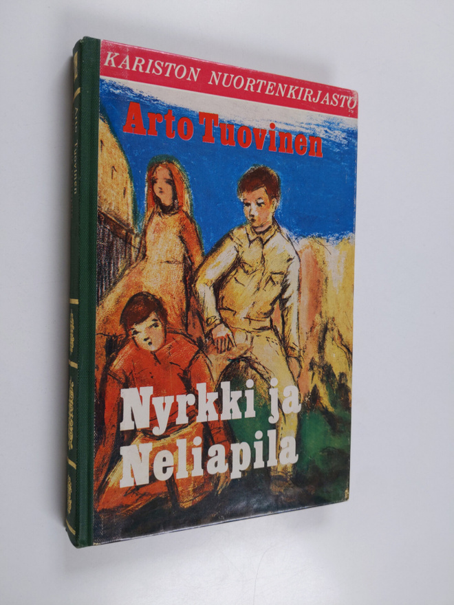 Arto Tuovinen : Nyrkki ja neliapila
