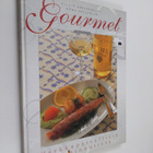 Astrid Abrahamsson ym. : Gourmet : herkkupäivällisiä 60 m... - pikkukuva 1