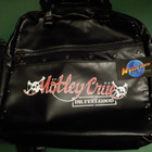 MÖTLEY CRÜE - DR. FEELGOOD 30TH ANNIVERSARY DELUXE BAG - pikkukuva 1