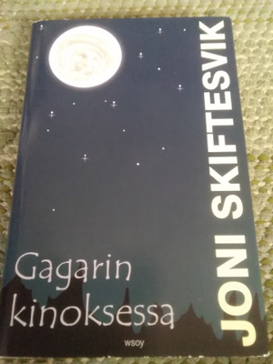Joni Skiftesvik: Gagarin kinoksessa
