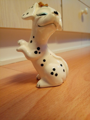 Japanilainen posliinikoriste Dalmatialainen