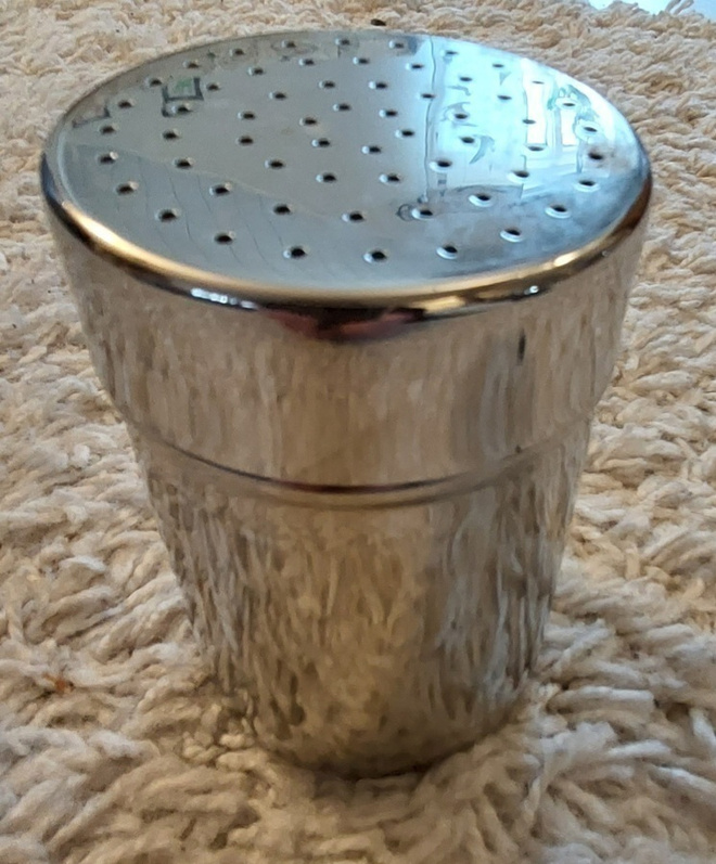 Kromin värinen sirotin 8,5 cm