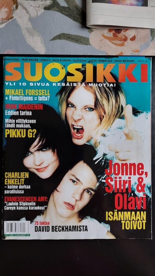 Suosikki 2003: 7 - juliste irrottamatta