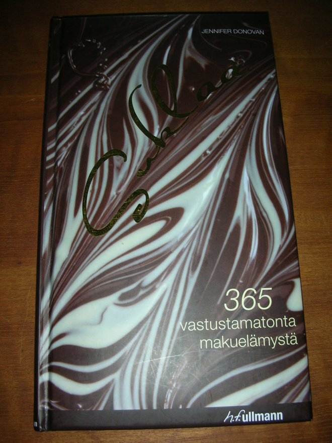 Suklaa kirja 365 vastustamatonta makuelämystä