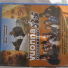 Vuonna 85 BLU-RAY UUSI, MUOVEISSA - pikkukuva 1