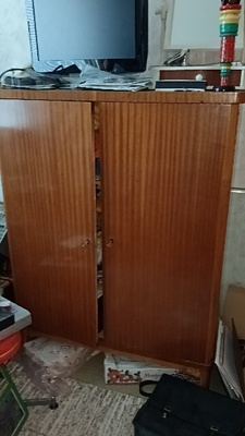 senki / liinakaappi / lipasto vintage teak