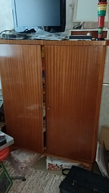 senki / liinakaappi / lipasto vintage teak