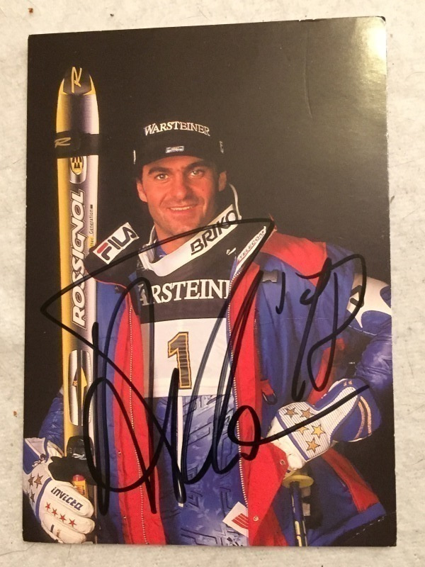 Alberto Tomba nimikirjoitus kortissa