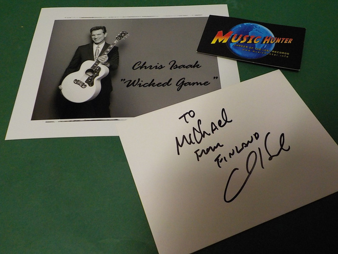 CHRIS ISAAK NIMIKIRJOITUS + PROMOKUVA