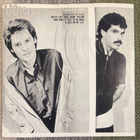 DARYL HALL & JOHN OATES: Voices (LP) 1980 - pikkukuva 1
