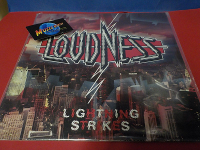 LOUDNESS - LIGHTNING STRIKES M-/EX LP