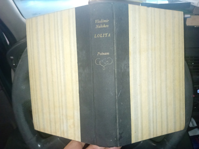 Nabokov  ; Lolita  ( 1955 USA  ) SIS POSTIKULU
