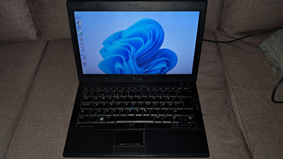 Dell Latitude E4310, i3-370M, SSD, näyttö 13.3”, Windows 11