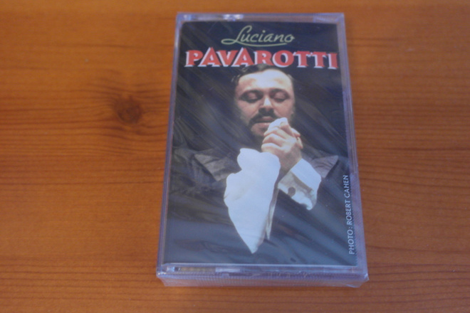 Luciano Pavarotti C-kasetti.Avaamaton!