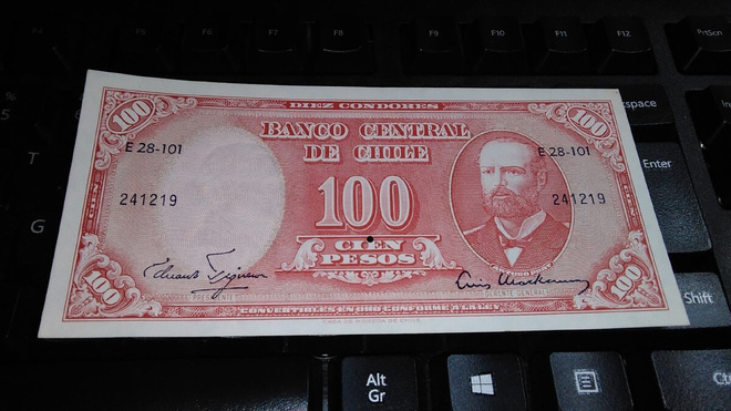 Chile 100 Pesos 1960-61 P127 UNC