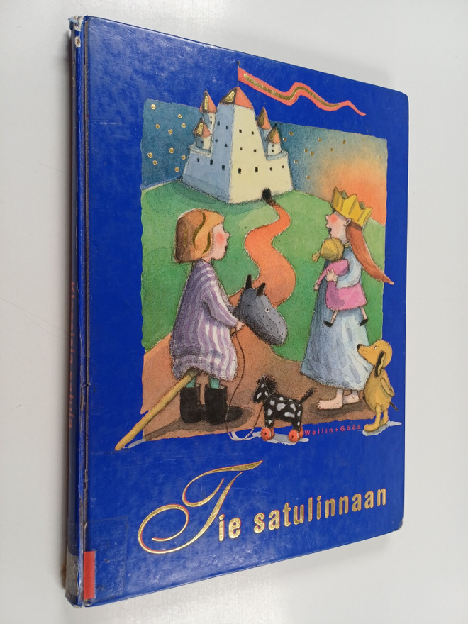Kristiina ym. (kuvitus) Louhi : Tie satulinnaan : klassis...
