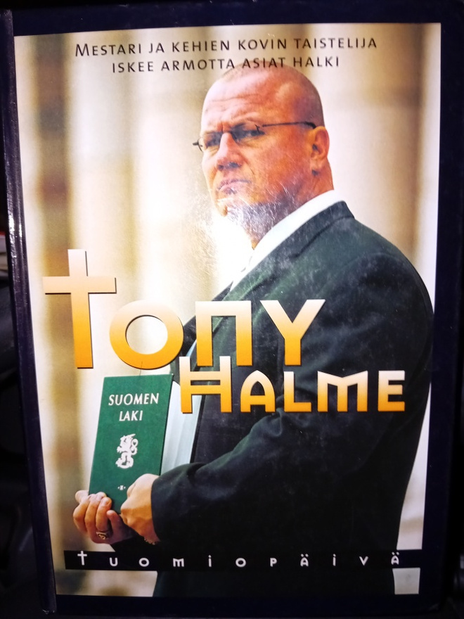 Toni Halme : Tuomiopäivä (  SIS POSTIKULU  )
