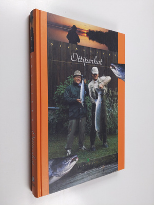 Juha Pusa : Oivalliset ottiperhot (signeerattu, tekijän o...