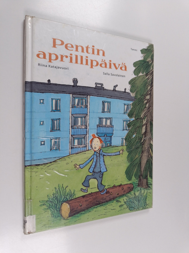 Riina Katajavuori : Pentin aprillipäivä