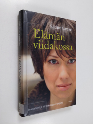 Sabine Kuegler : Elämän viidakossa