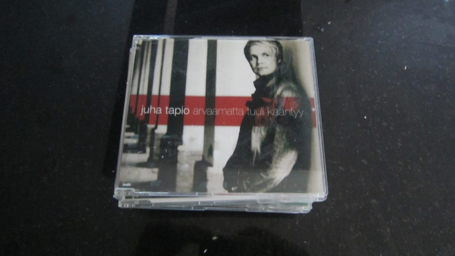 Juha Tapio arvaamatta tuuli kääntyy cds
