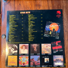 Star Hits lp upea punainen vinyyli - pikkukuva 2