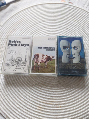 PINK FLOYD