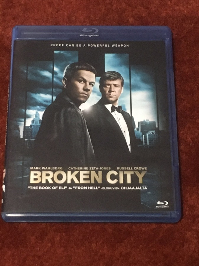 BROKEN CITY - BLU-RAY - mark wahlberg russel crowe