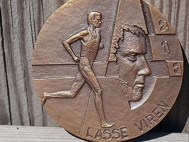 Lasse Viren- Pronssinen mitali Tillander leimalla