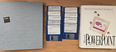 PowerPoint Handbook 1992 + Lotus Freelance Plus 3.01 (1989 +