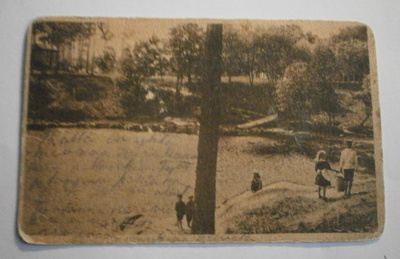 Tampere, Pyynikki, puistoa ja lapsia etualla, mv pk, p. 1919