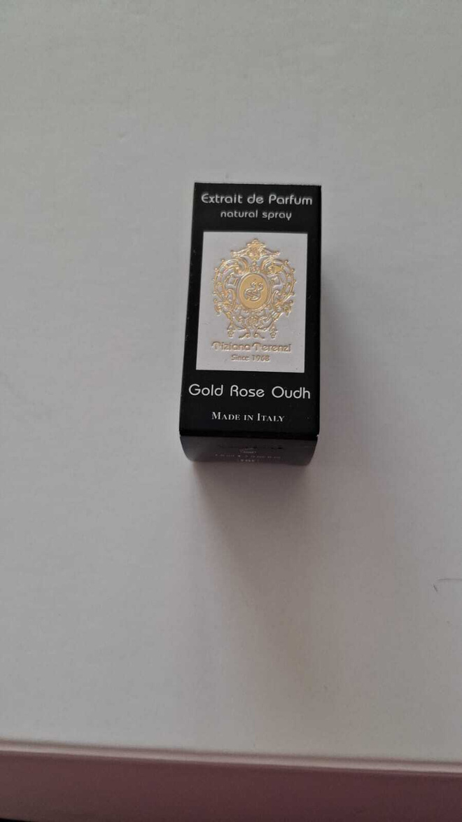 Hajuvesinäyte  Tiziana Terenzi  Gold Rose Oudh