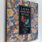 Iain Gale : Laura Ashley style - pikkukuva 1