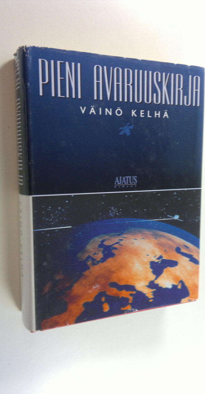 Väinö Kelhä : Pieni avaruuskirja