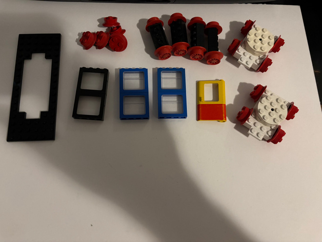 Lego juna paloja