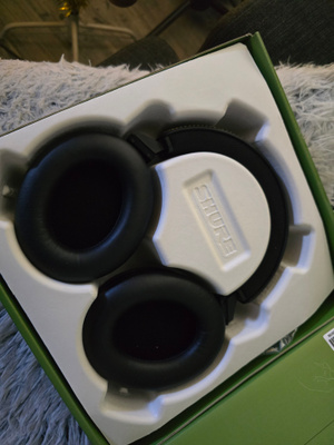 Shure SRH84A2 kuulokkeet