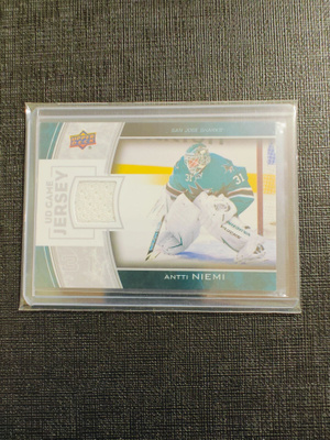 Antti Niemi - 13-14 UD Game Jersey