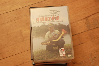 KALASTUSSEIKKAILU AMAZON DVD