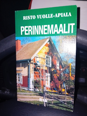 Vuolle-Apiala : Perinnemaalit ( SIS POSTIKULU  )