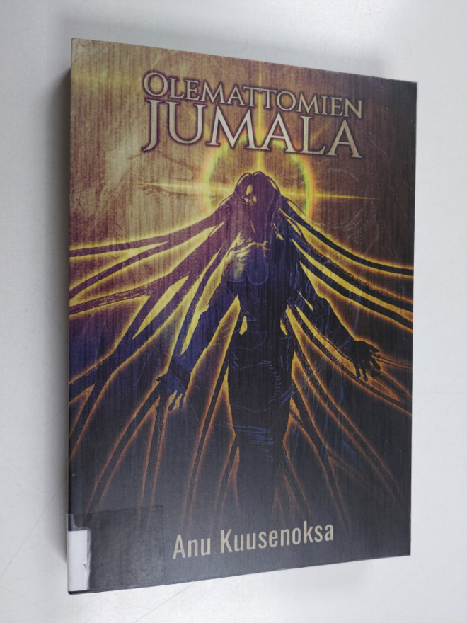 Anu Kuusenoksa : Olemattomien jumala