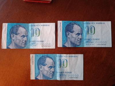 Kolme 10 markan seteliä 1986