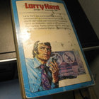 Larry Kent Murhasalonki - pikkukuva 2