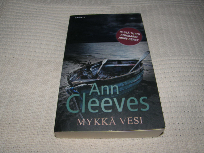 Ann Cleeves Mykkä vesi  -pok