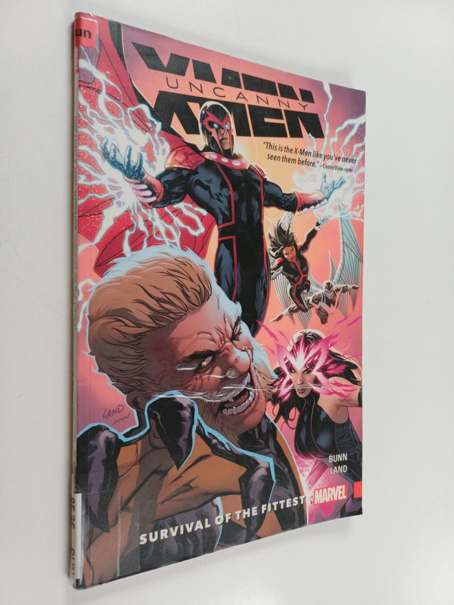 Cullen Bunn : Uncanny X-Men : Superior 1 : Survival of th...