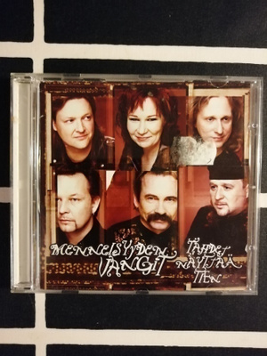 Menneisyyden vangit. Tähdet näyttää tien. V. 2002