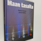 Hannu Nyman : Maan tasalta - pikkukuva 1