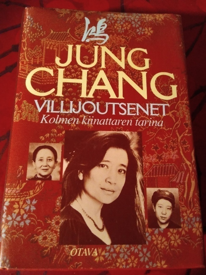 JUNG CHANG: VILLIJOUTSENET - KOLMEN KIINATTAREN TARINA