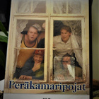 PERÄKAMARIPOJAT UUSI MUOVISSA! *DVD* - pikkukuva 1