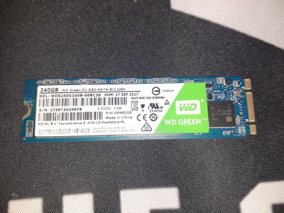 Kovalevy - SSD m.2 240Gb WD